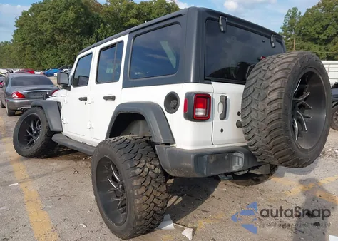 2018 Jeep Wrangler Unlimited Sport S 4X4 from USA, damaged, VIN 1C4HJXDNXJW206486